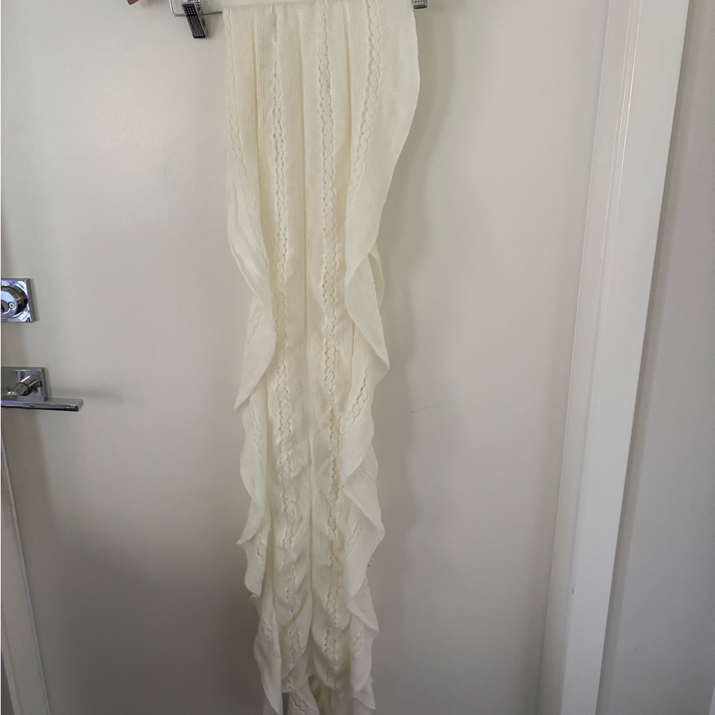 Elegant Cream Scarf